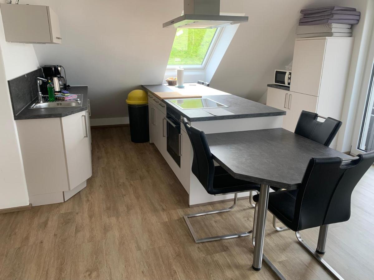 Sonniges 4 **** Dg-Apartment Mit Aufzug+Seeblick Плайнфелд Екстериор снимка