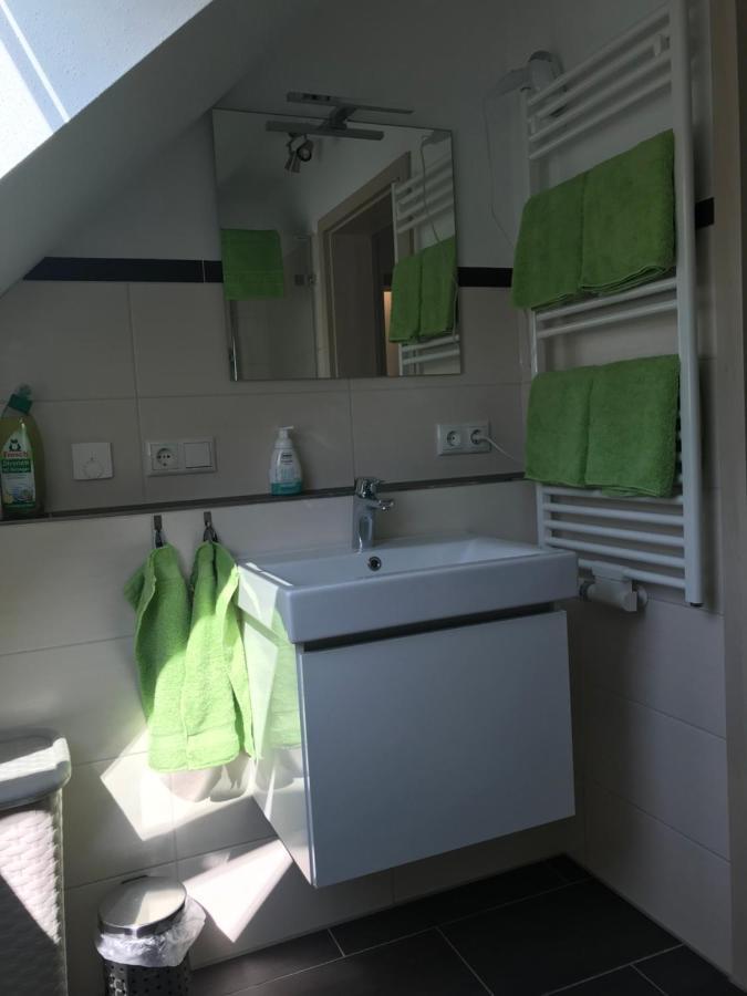 Sonniges 4 **** Dg-Apartment Mit Aufzug+Seeblick Плайнфелд Екстериор снимка